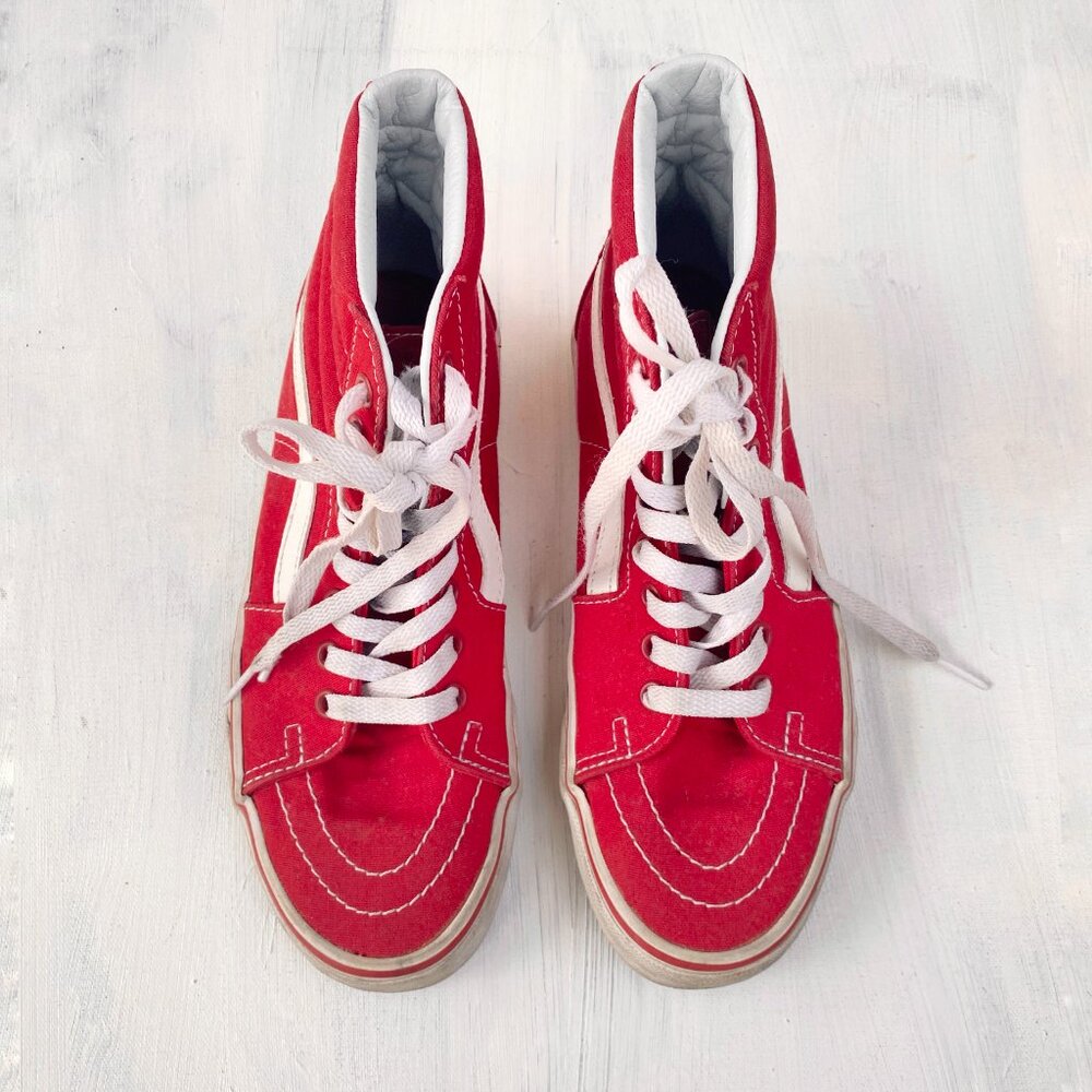 Van's SK8-Hi in Racing Red & White - Picture 3 of 8